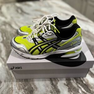 Asics Gel 1090 lime zest and black